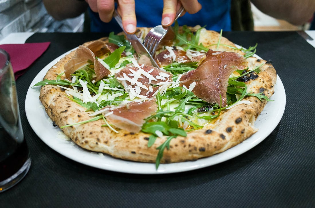 Where to eat the best pizza in Bologna