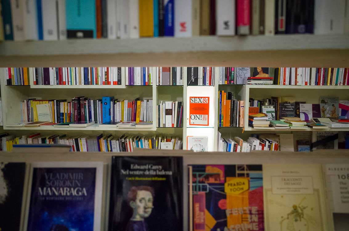 Bologna bookshop - Books