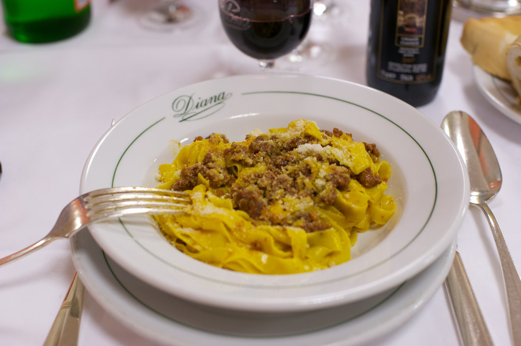 How to eat tagliatelle in Bologna - Tagliatelle al ragù at Diana