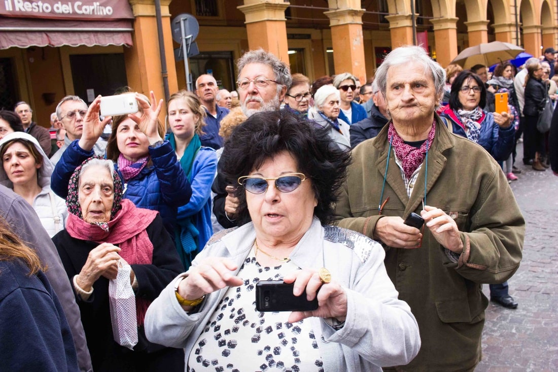 San Luca Virgin Procession - Belivers