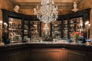 Historic interior of Camera con Vista bistrot cocktail bar in Bologna