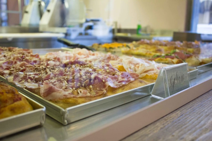 Bologna takeaway pizza