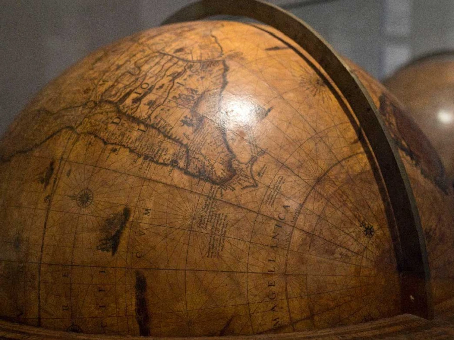 Library emilia romagna biblioteca estense universitaria modena orig