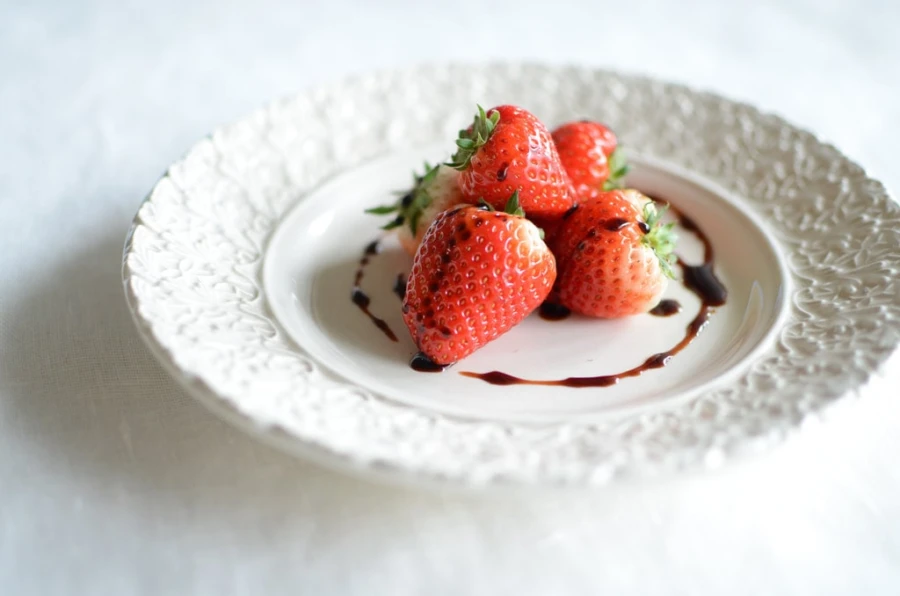 How to use balsamic with strawberries