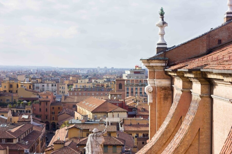 Bologna Saint Peter Cathedral - Facade