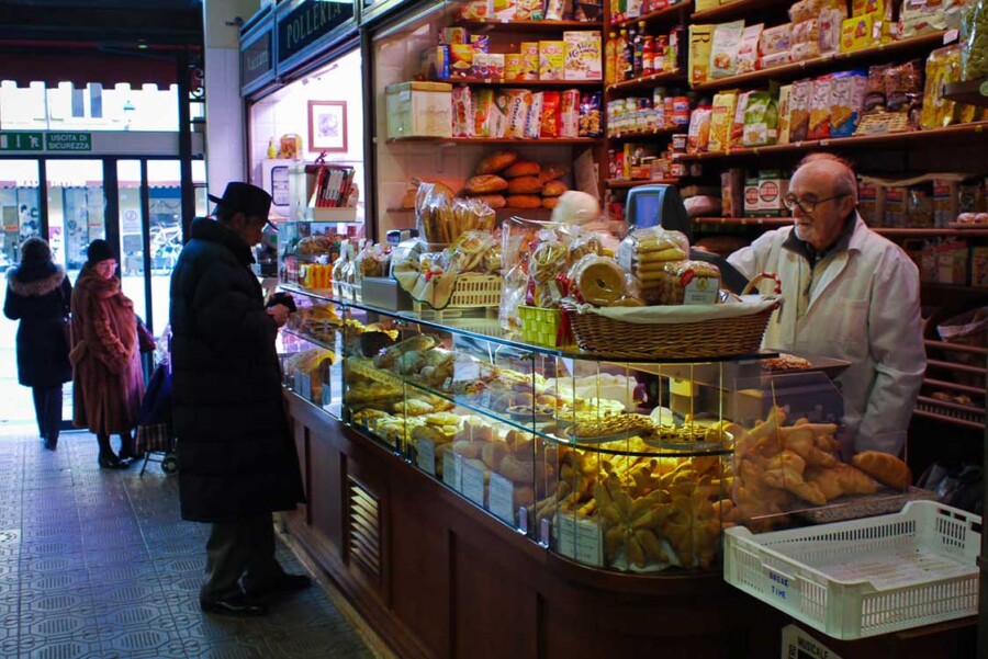 Modena Food Tour - Albinelli food market