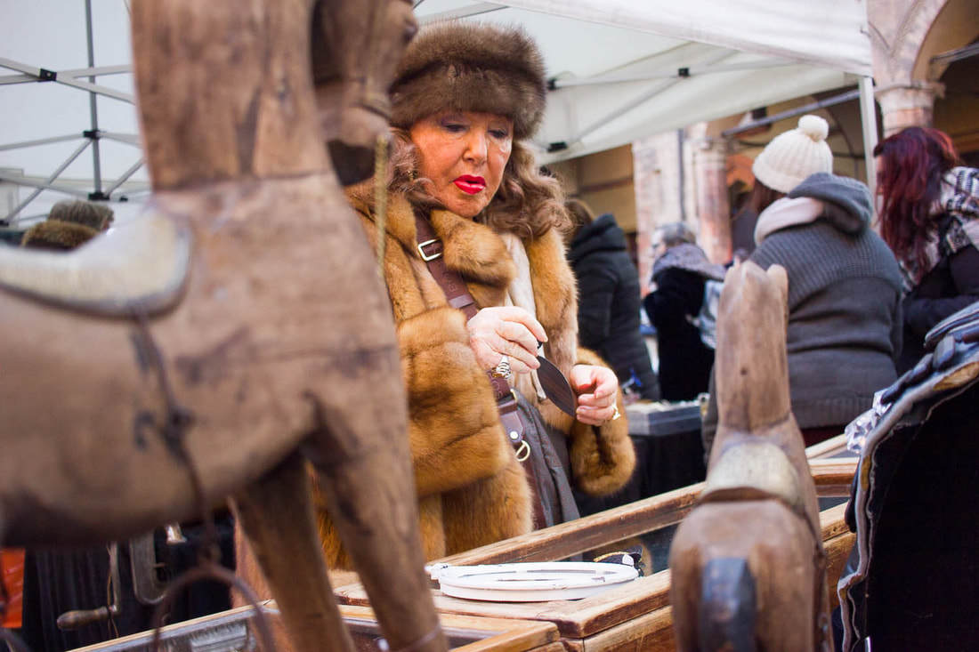 Flea markets in Bologna - Santo Stefano Market