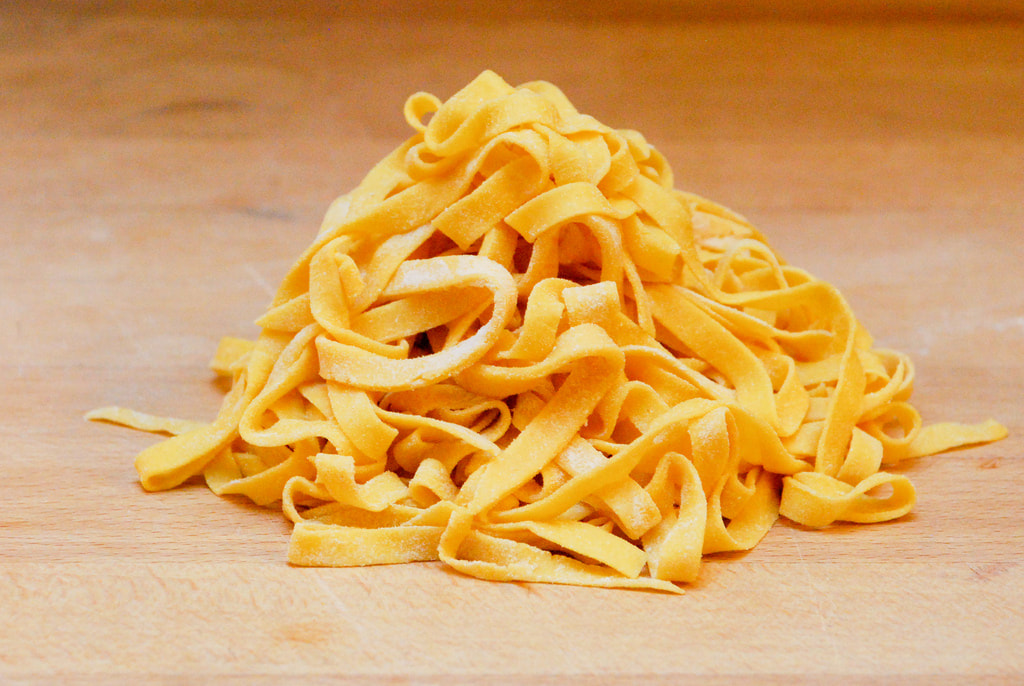 How to eat tagliatelle in Bologna - Handmade tagliatelle