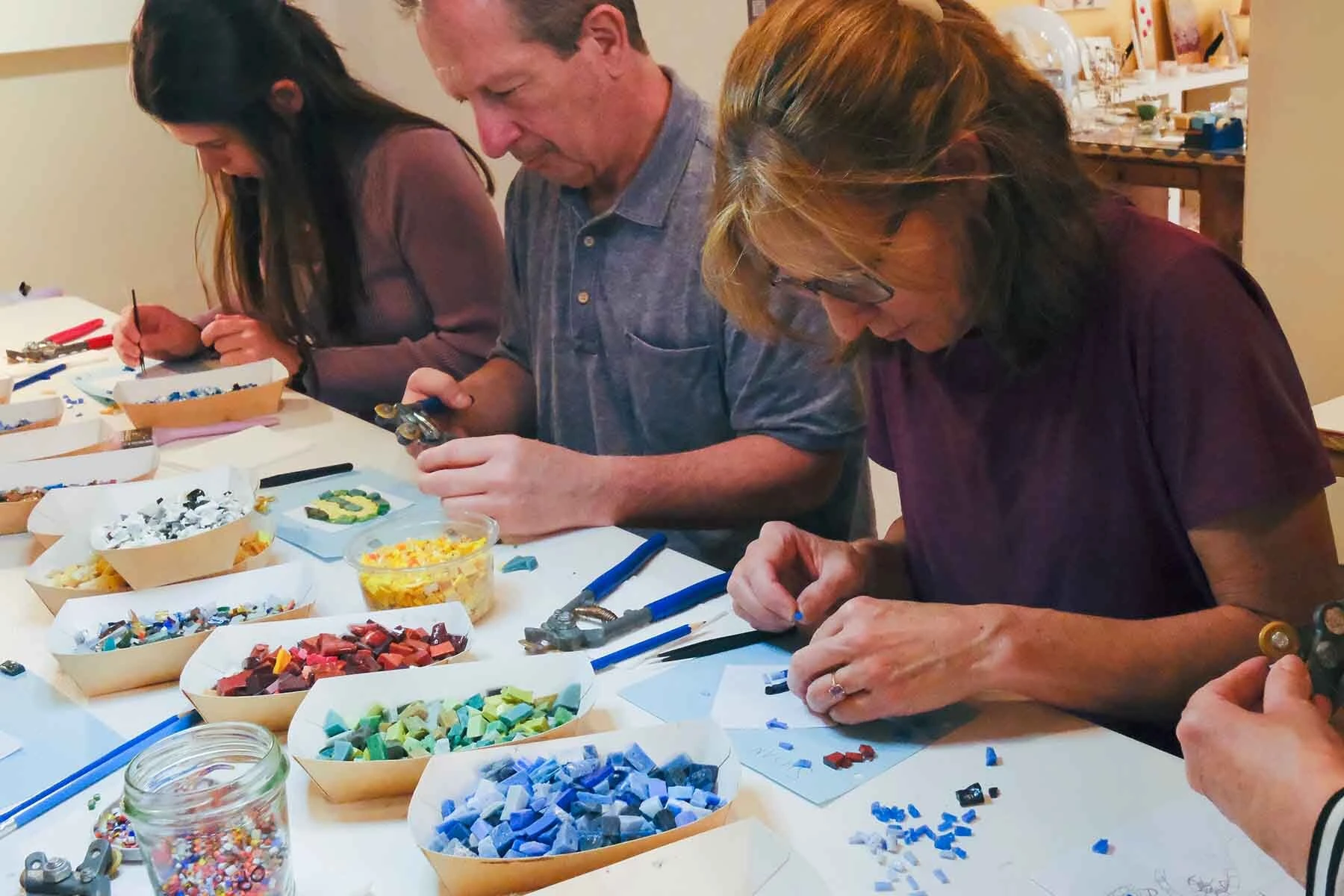 Hands-on mosaic course experience in Ravenna