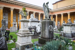 Certosa cemetery bologna Cloister third