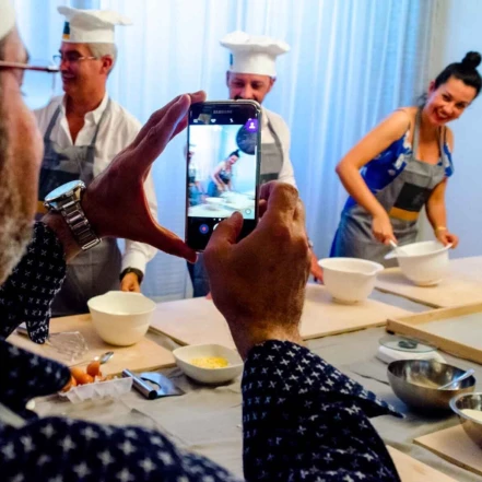 CORPORATE & TEAM BUILDING