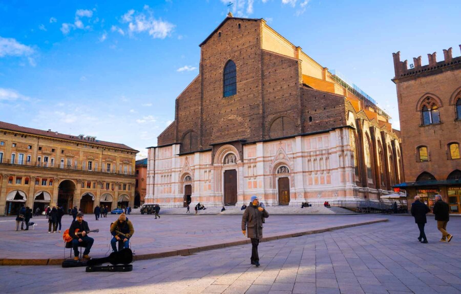 The Fascinating Story of San Petronio Church: Will it Ever be Completed? – Taste Bologna