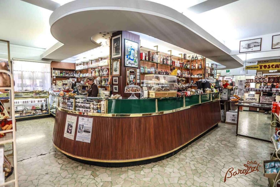 Torta Barozzi Gollini Vignola counter