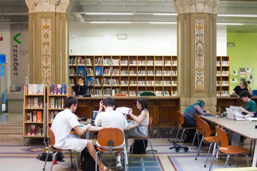 Bologna for kids: reading room at Biblioteca Salaborsa