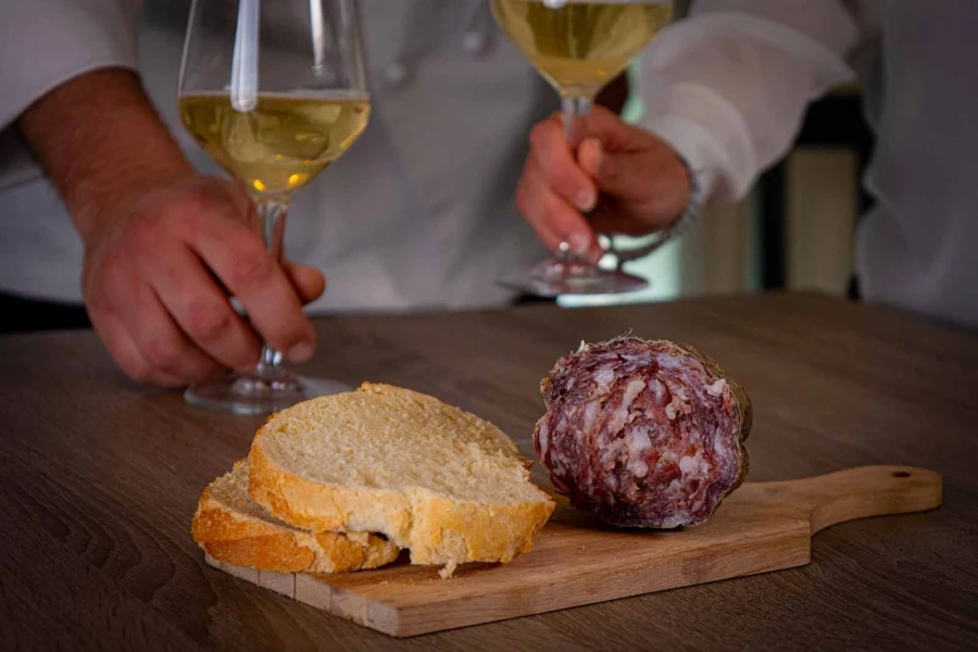 Modena cooking class salame