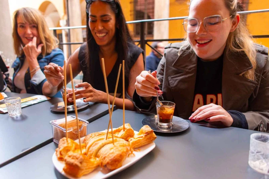 Gourmet coffee bologna food tour