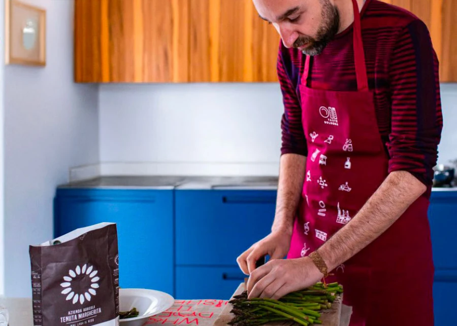 Bologna cooking apron