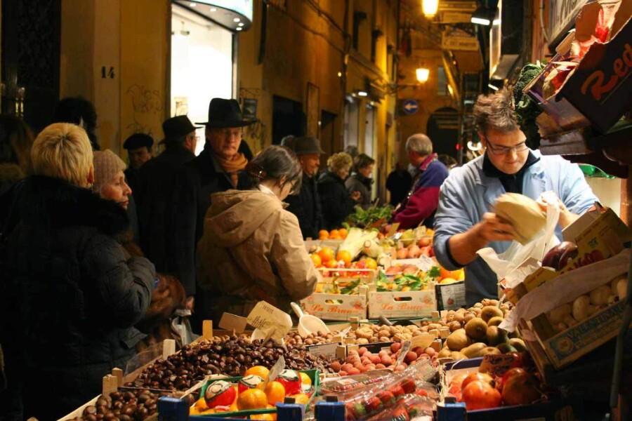 Bologna sunset tour market