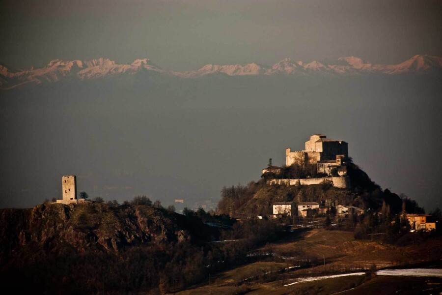 Rossena Castle