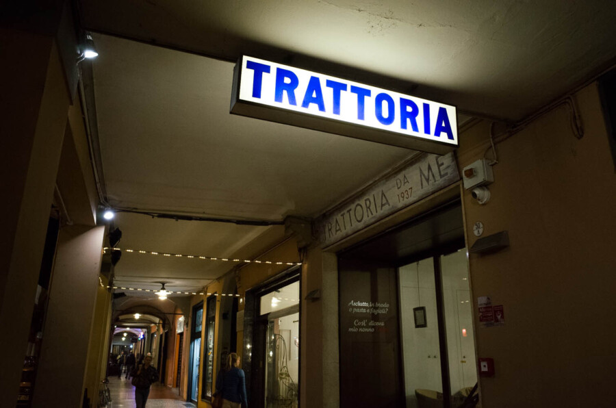 Trattoria Da Me Bologna - Sign