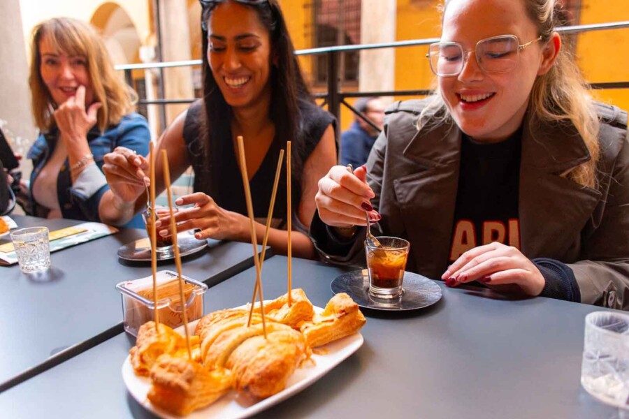 Gourmet coffee bologna food tour